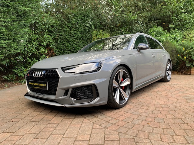Audi RS4 Avant 2.9 V6 Twin Turbo Quattro Carbon Edition 450PS 5DR (DOR 06/2018)