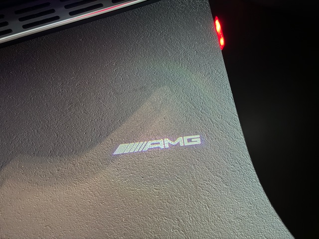 Sub image