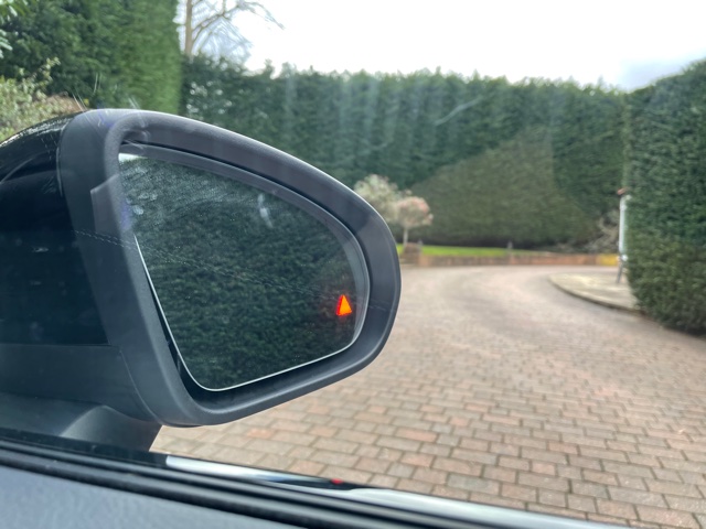 Sub image