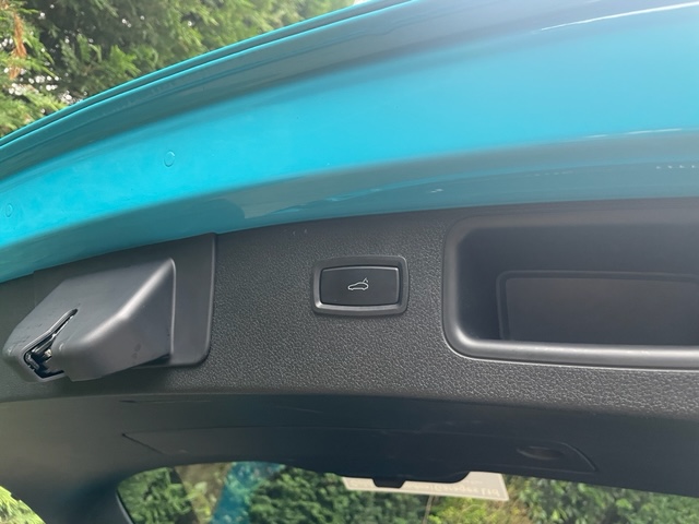 Sub image
